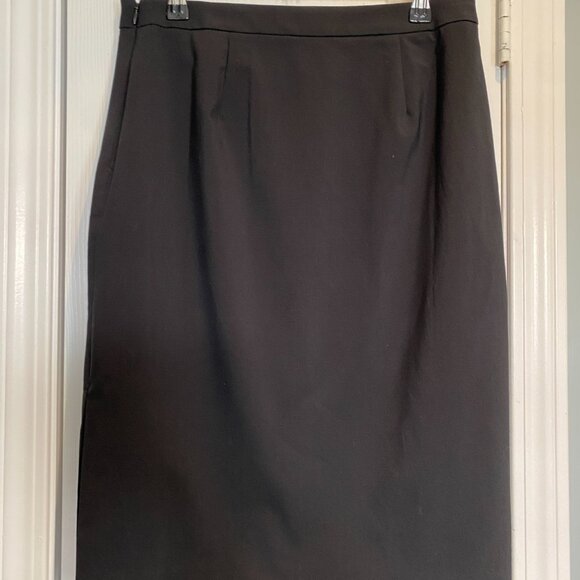 Banana Republic Petite Black Pencil Skirt – Size 4P - Picture 6 of 6